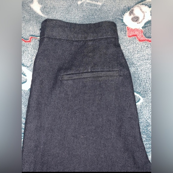 Express Super High Rise Flare Jeans 8R. - Picture 2 of 5